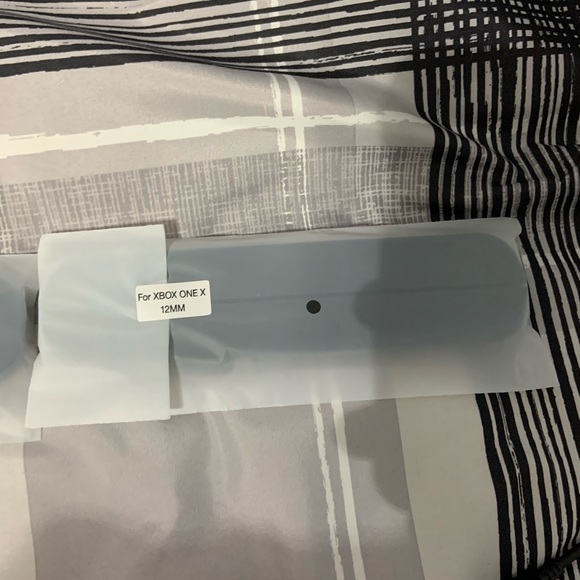 Xbox Stand - Picture 7 of 7